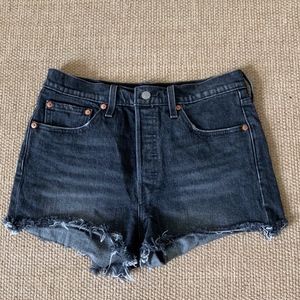 Levis 501 Cut-off Shorts